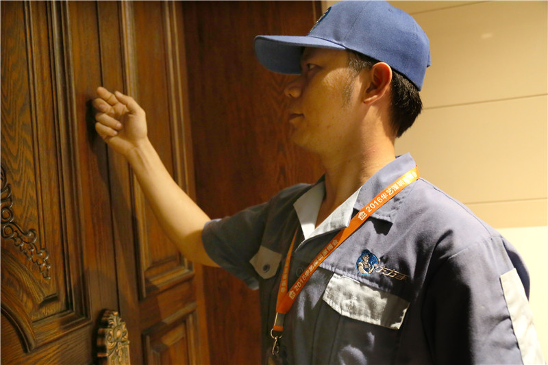 左右手家居安裝師傅：堅守契約精神，對違約行為大聲說不