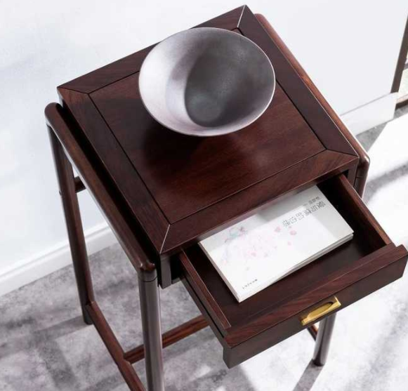 歐式哪種實(shí)木家具好，家庭實(shí)木家具如何保養(yǎng)維護(hù)？