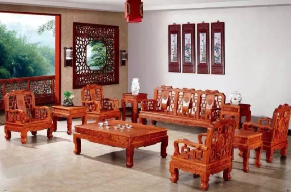 紅木沙發(fā)套：紅木沙發(fā)怎么選？四點建議及市場常見紅木沙發(fā)款式、特點