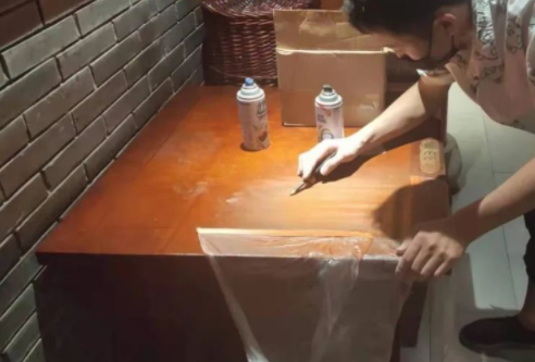 貼紙制作手繪：在家具維修的過程中，一定要知道家具貼紙具有哪些特點(diǎn)?