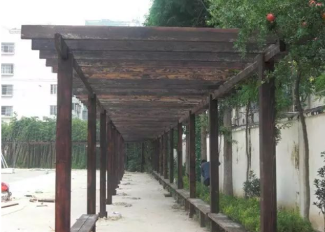 花架尺寸設(shè)計(jì)，防腐木花架的實(shí)用性